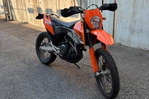 KTM 690 enduro - gomma mista