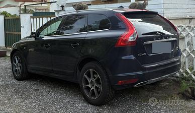 Volvo xc60 del2017 190 cv