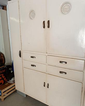 CREDENZA ARTE POVERA VERNICIATA