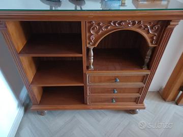 mobiletto libreria in legno con vetro