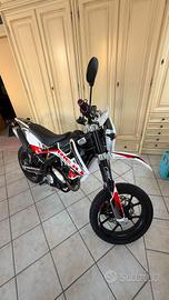 motard 125 4t rieju