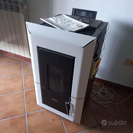 Stufa a pellet FREE POINT