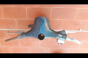 Manubrio  vespa 50  faro tondo 