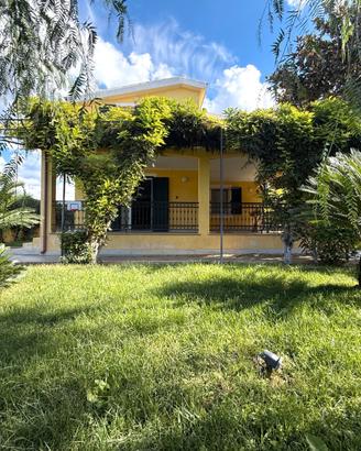 Prestigiosa villa ristrutturata