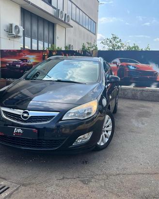 OPEL Astra 1.7 CDTI 110CV Sports Tourer Cosmo