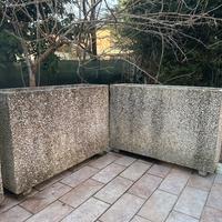 Vasi in cemento granigliato da esterno – 70€ cad.