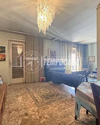 Appartamento a Torino Via Asunción 5 locali