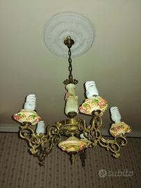 Antiquariato lampadario ottone e ceramica