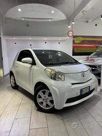 Toyota iQ 1.0