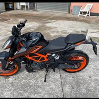 KTM DUKE 125
