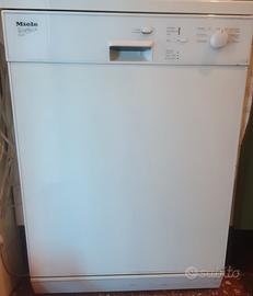 lavastoviglie Miele