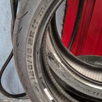 gomme moto nuove metzeler 