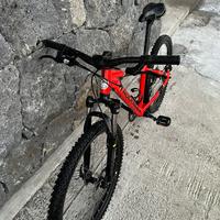 Bici Rockrider ST900 24”