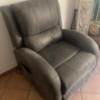 Poltrona reclinabile elettrica
