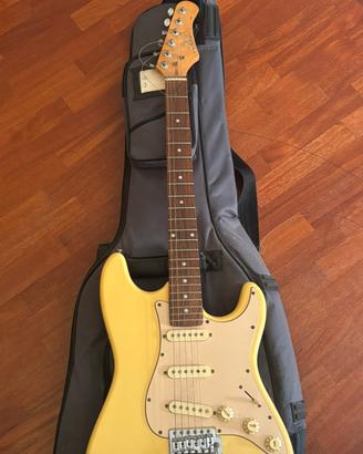 Chitarra elettrica Eko Stratocaster SSS