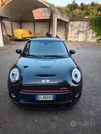Mini Cooper S John Cooper Works 211 cv