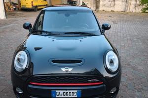 Mini Cooper S John Cooper Works 211 cv
