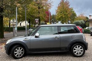 Mini 1.4 16V Ray