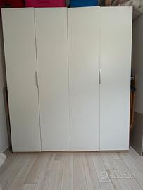 Armadio a due ante Capiente