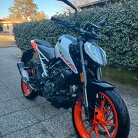 Ktm duke 125