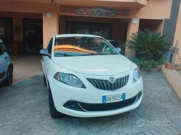 Lancia Ypsilon 1.0 FireFly 5 porte S&S Hybrid Ecoc