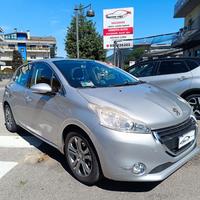 Peugeot 208 1.2 VTI Allure 80.000KM