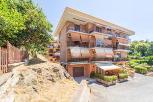 3 LOCALI A ARICCIA