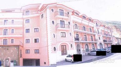 Immobile in asta di 150 m² con 1 locale a Montefor