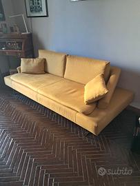 DIVANO