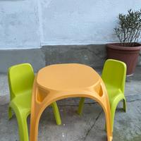 SET Tavolino e sedie bimbi