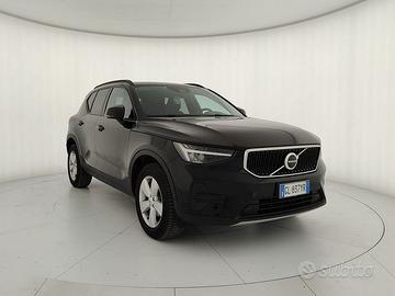 Volvo XC40 T2 Momentum - OK PER NEOPATENTATI !