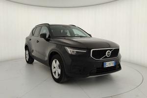 Volvo XC40 T2 Momentum - OK PER NEOPATENTATI !