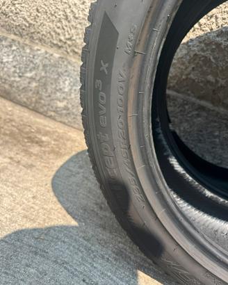 4 pneumatici invernali Hankook
