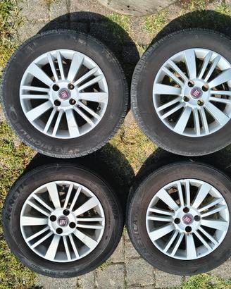 4 CERCHI IN LEGA FIAT GRANDE PUNTO 15" 51799779