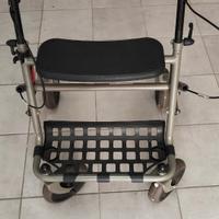 Deambulatore per anziani