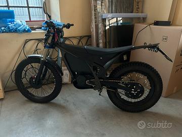 Motion Escape 2024 "S"