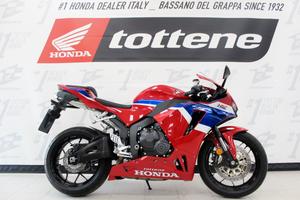 HONDA CBR 600 RR UNICO PROPRIETARIO PARI AL NUOVO 