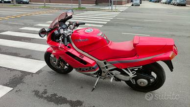 vfr 750 rc36