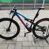 Bike BH taglia M cerchi in carbonio