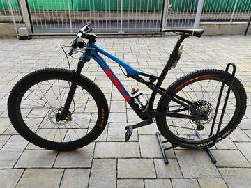 Bike BH taglia M cerchi in carbonio