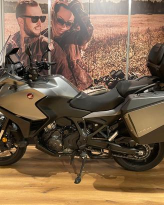 Honda NT 1100 DCT Travel - Solo 8248 km