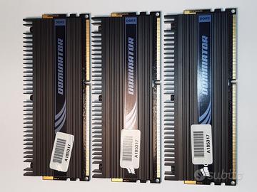 Memorie CORSAIR DOMINATOR 3x1GB DDR3 DIMM per desk