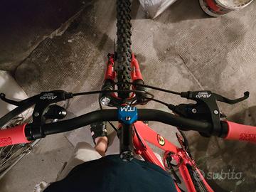 Mountain bike marca Manitou