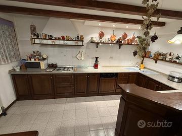 Cucina in legno PuroNoce