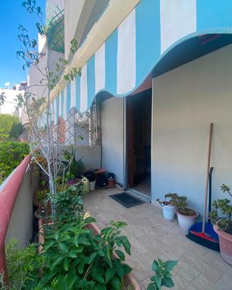 Quadrivano bilivelli con giardino parz arredato