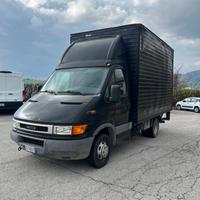 Furgone Iveco Daily 35c9 2004 con sponda idraulica