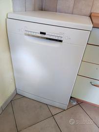 Lavastoviglie Bosch SMS2ITW11E