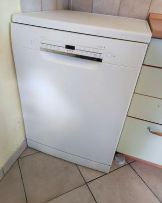 Lavastoviglie Bosch SMS2ITW11E