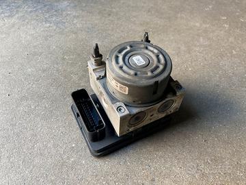 Centralina ABS Peugeot 208 1.2 del 2015 9806891780