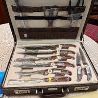 Set coltelli, forchette, NUOVI MAI USATI E VALIGIA
